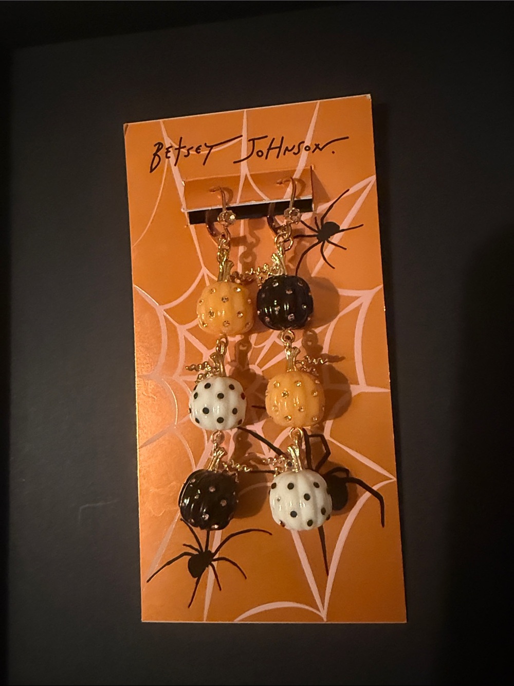 Betsey Johnson rare Halloween pumpkin jewelry set - Picture 3 of 3